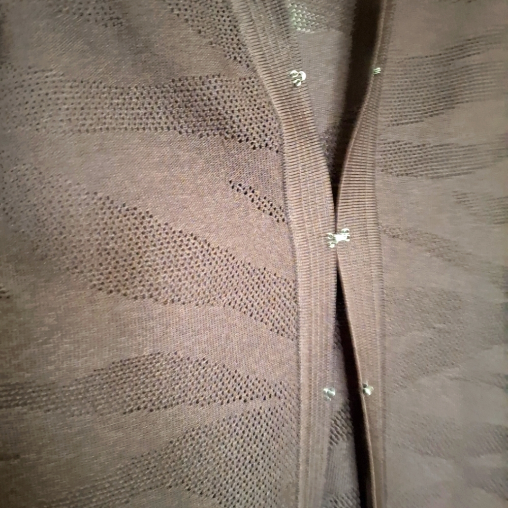 Exclusively Misook Textured Swirl Pattern Knit Ca… - image 8